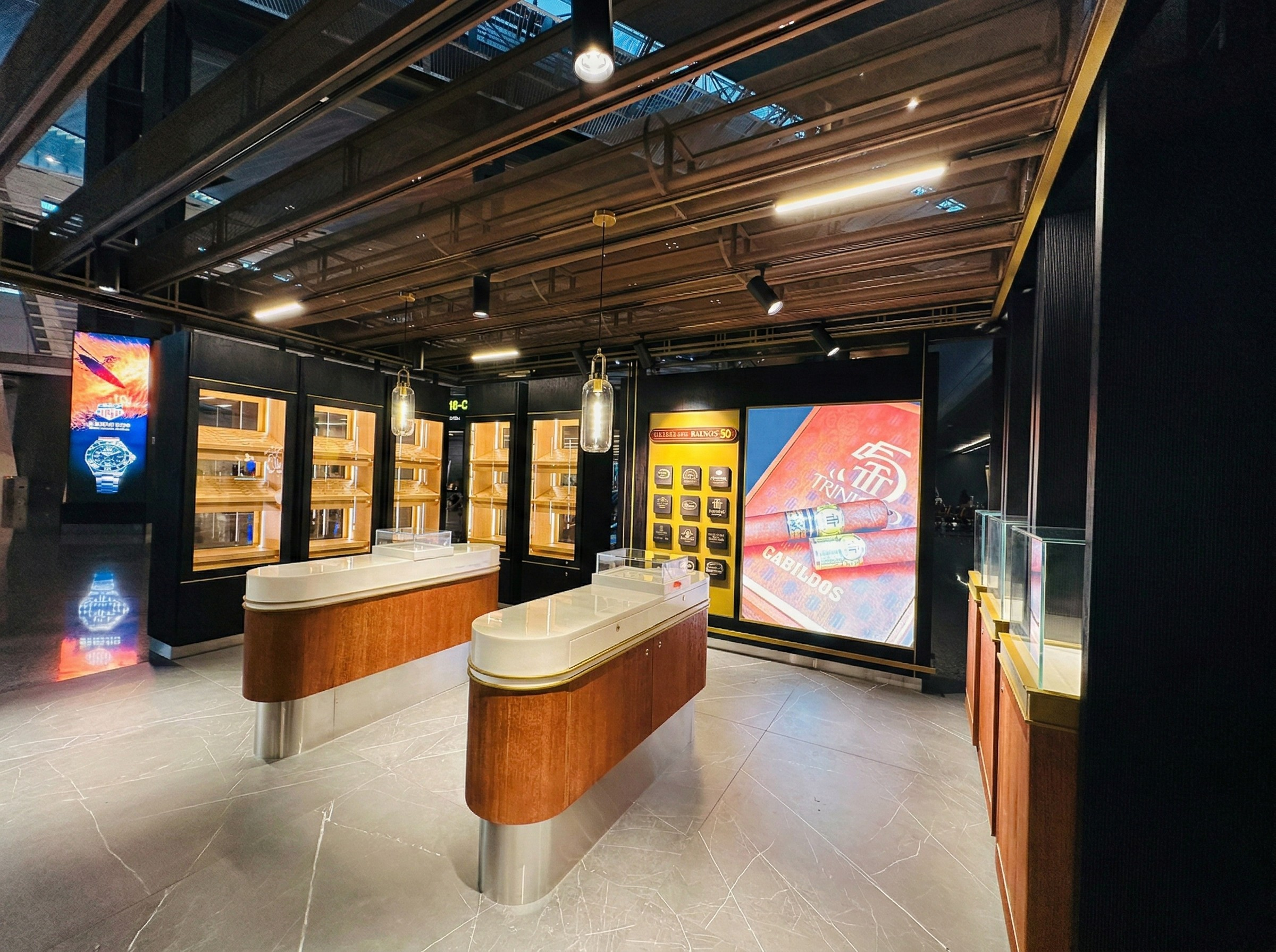 ZA12483 — Qatar, 2023